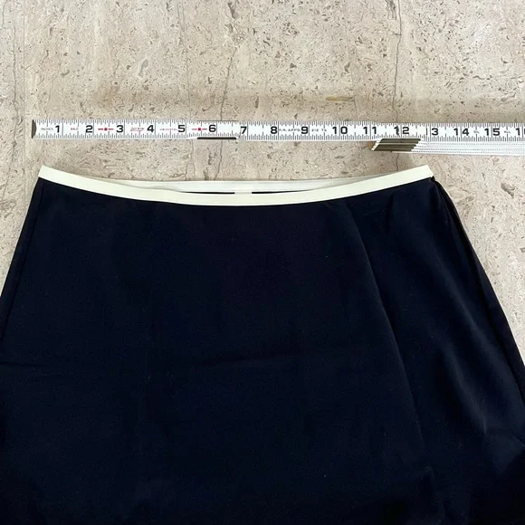 Victoria’s Secret skirt cover-up - Picture 2 of 6